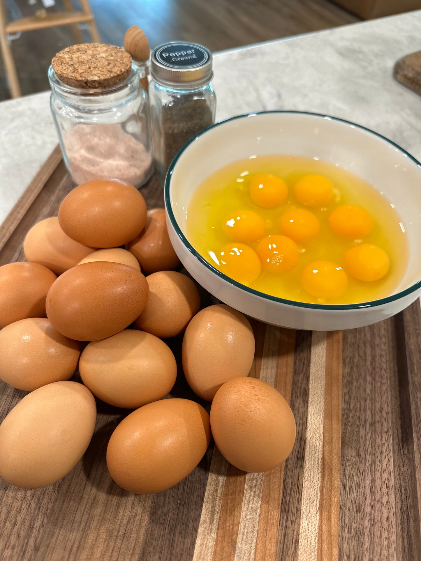 Golden Rule Chicken Eggs (1 dozen)